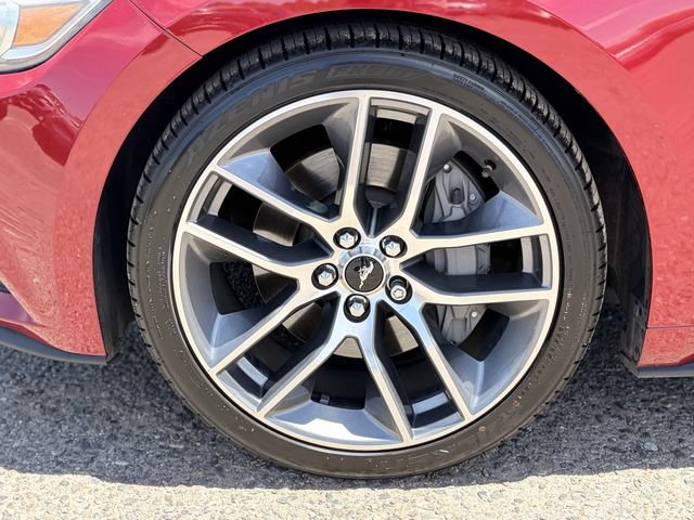 Used 2015 Ford Mustang GT Premium RWD image 30