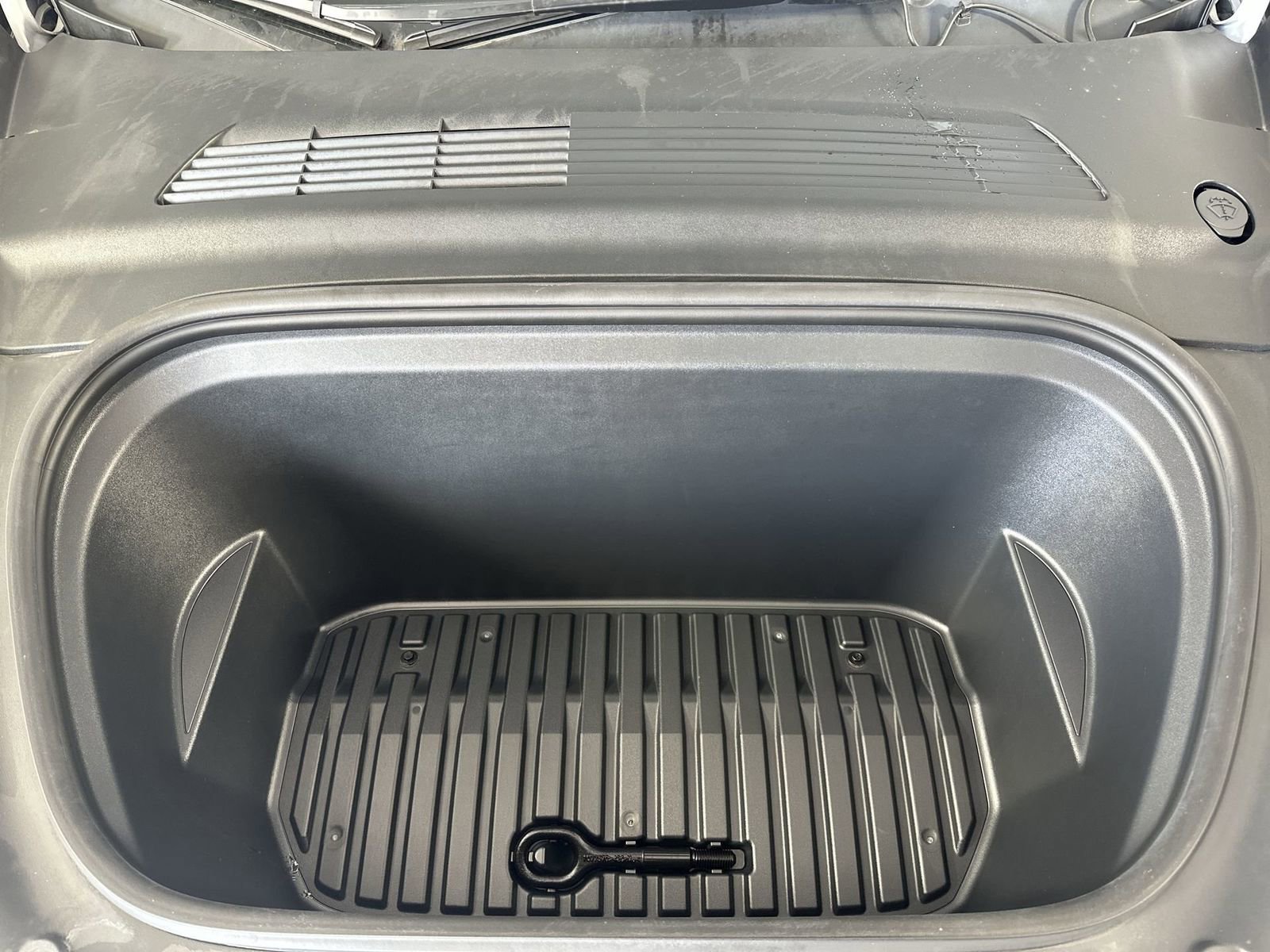 Used 2021 Tesla Model Y Long Range image 28