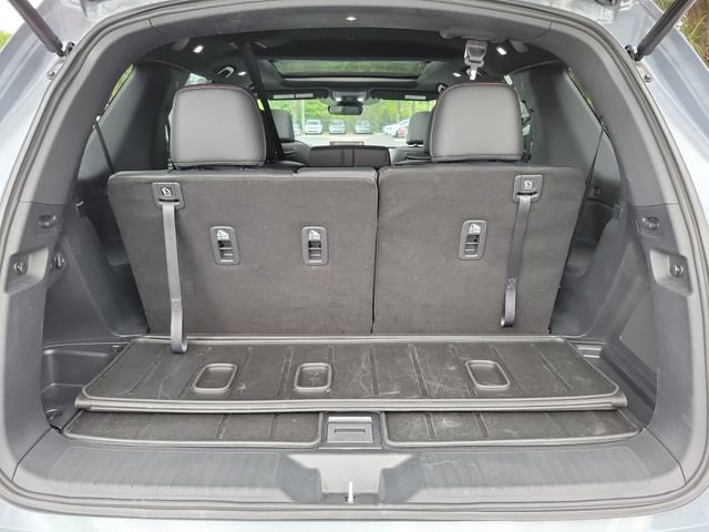 Certified 2025 Honda Pilot Black Edition image 9