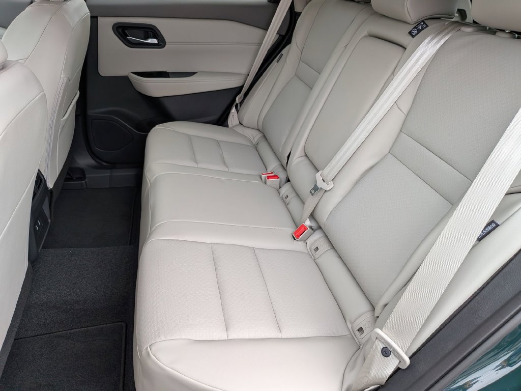 New 2026 Nissan Rogue Dark Armor FWD image 37