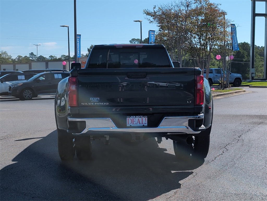 New 2026 Chevrolet Silverado 3500 LT image 5