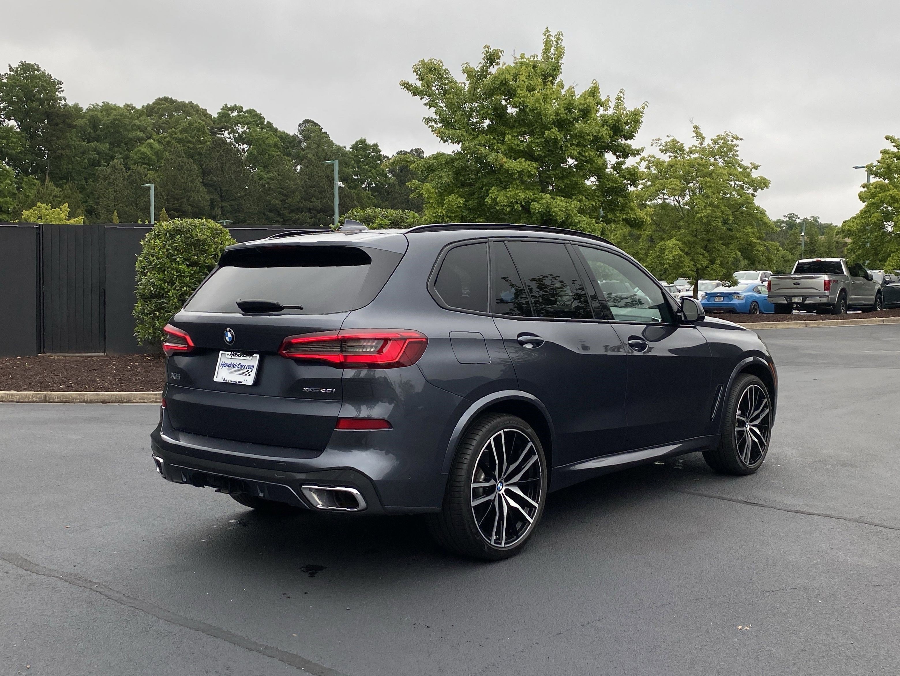 Used 2019 BMW X5 xDrive40i w/ M Sport Package AWD/4WD image 3