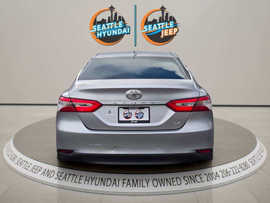 Used 2019 Toyota Camry LE w/ Convenience Package FWD image 4