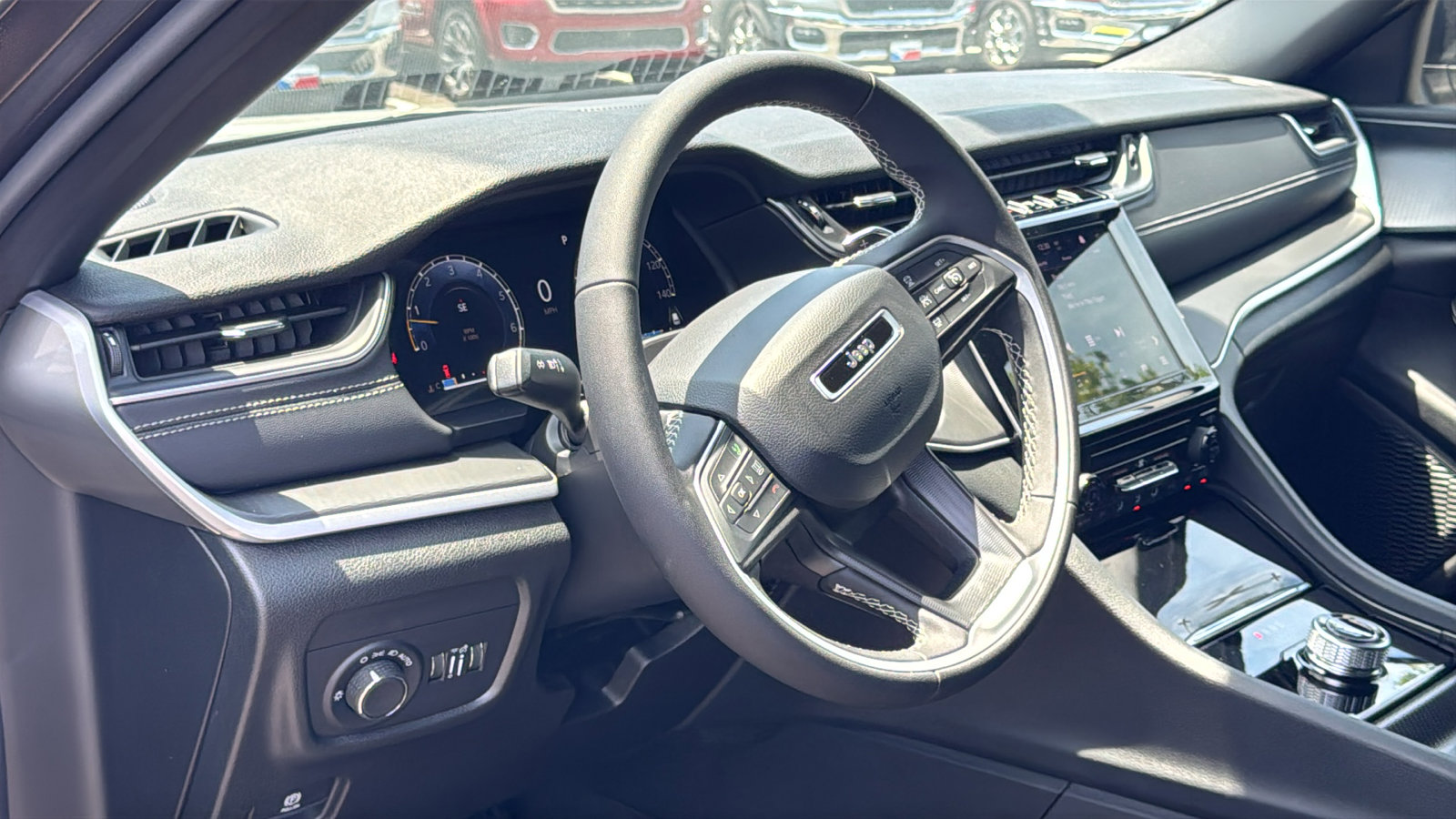 New 2026 Jeep Grand Cherokee Laredo RWD image 10