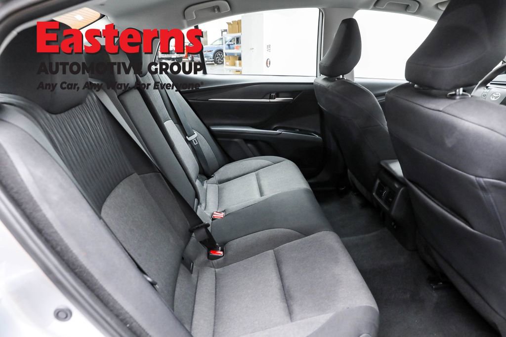 Used 2025 Toyota Camry LE image 24