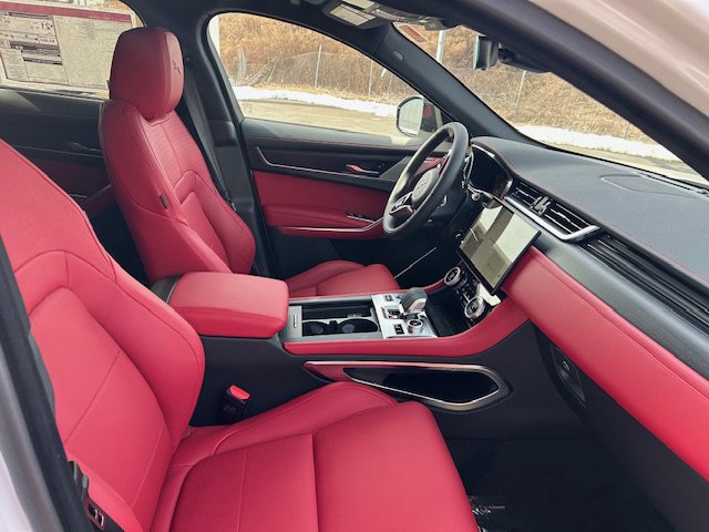 New 2025 Jaguar F-PACE R-Dynamic S image 15