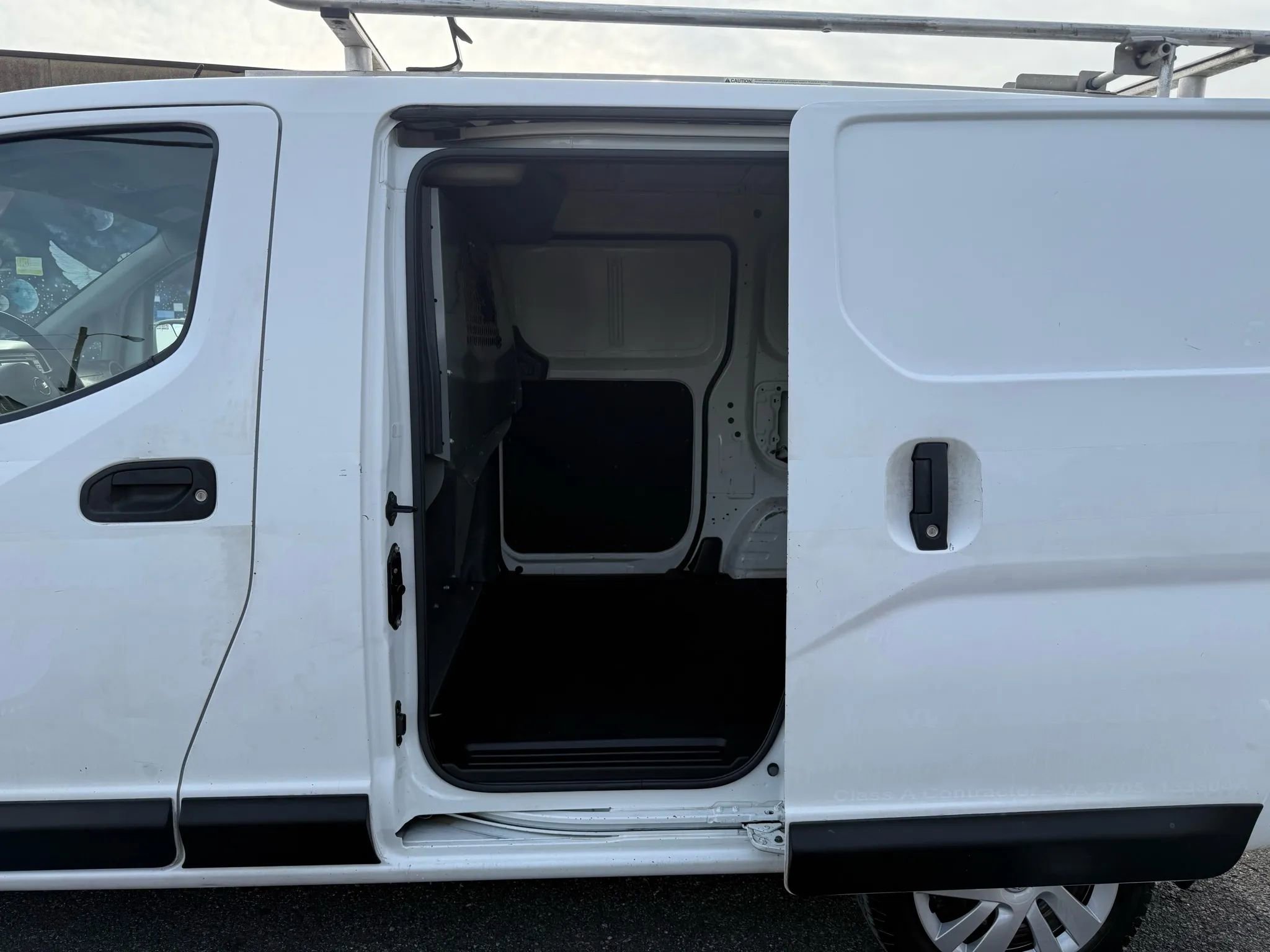 Used 2017 Nissan NV200 SV w/ Technology Package FWD image 43