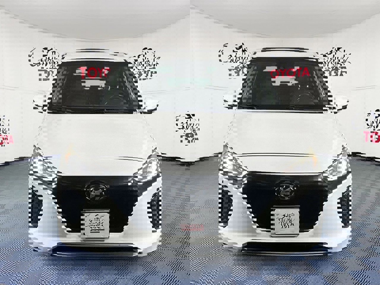 Used 2018 Hyundai Ioniq Limited image 3