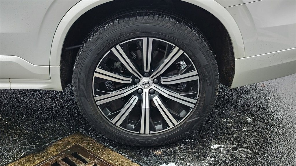 Certified 2023 Volvo XC90 B5 Core w/ Climate Package image 30