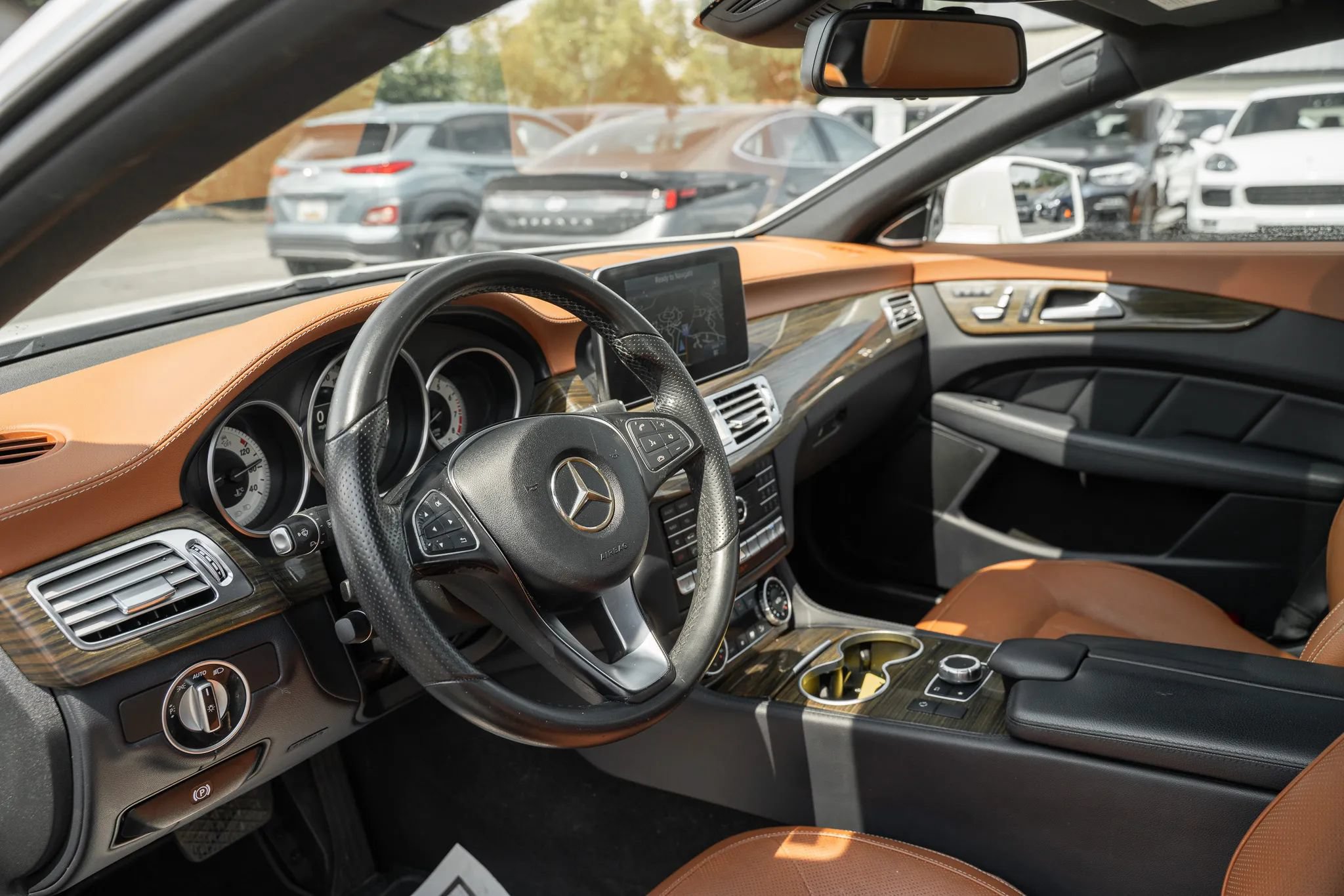Used 2015 Mercedes-Benz CLS 400 4MATIC w/ Premium 1 Package image 6