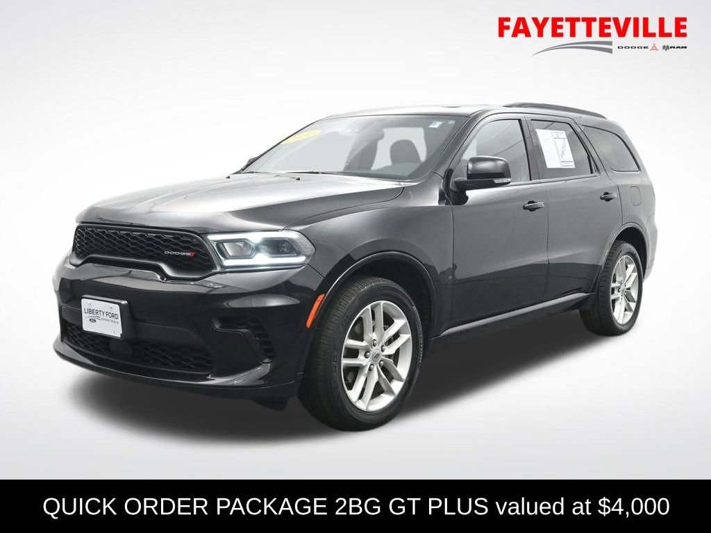 Used 2024 Dodge Durango GT image 1