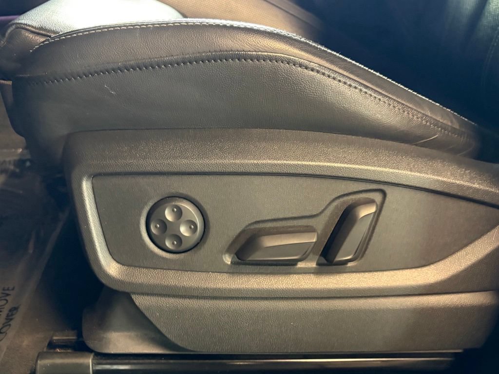 Used 2021 Audi Q5 Prestige AWD/4WD image 21