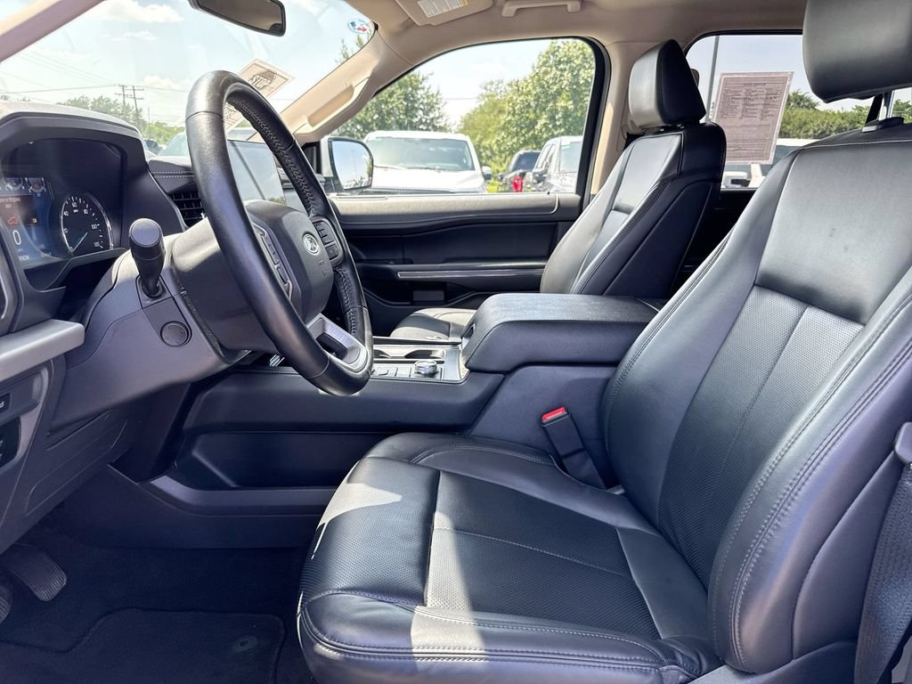 Used 2024 Ford Expedition XLT AWD/4WD image 20