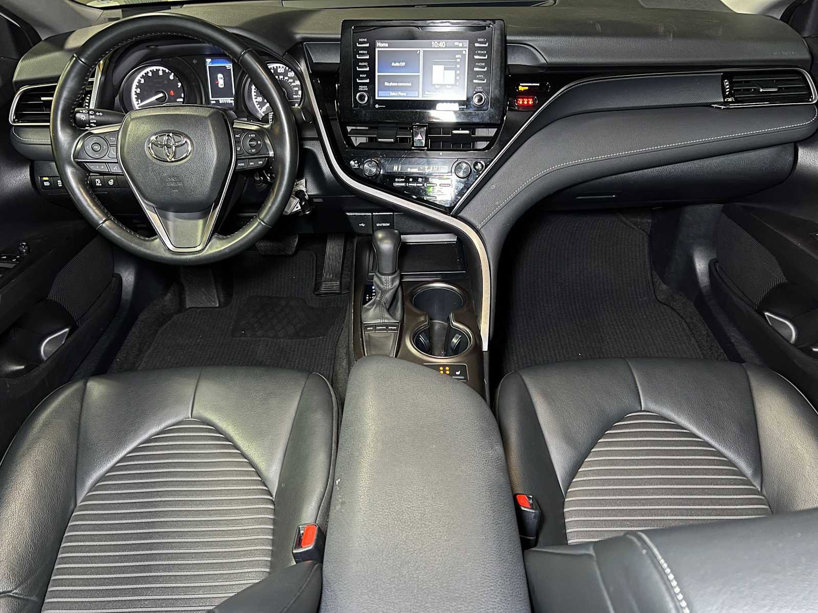 Used 2023 Toyota Camry SE w/ Cold Weather Package image 36