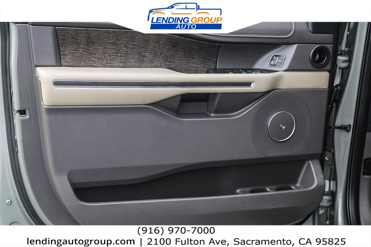 Used 2019 Ford Expedition Limited w/ Special Edition Package image 20