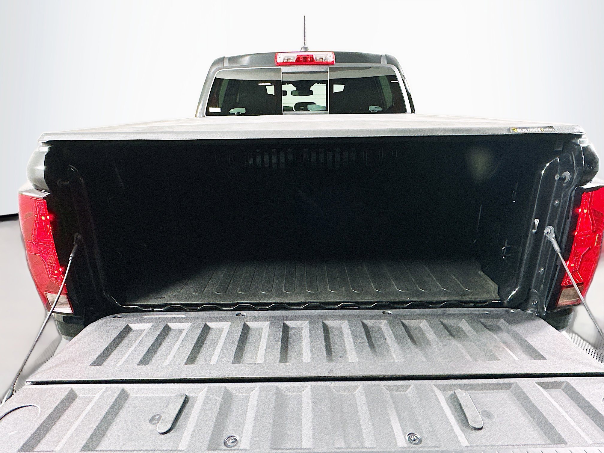 Used 2024 Chevrolet Colorado LT w/ LT Convenience Package image 26