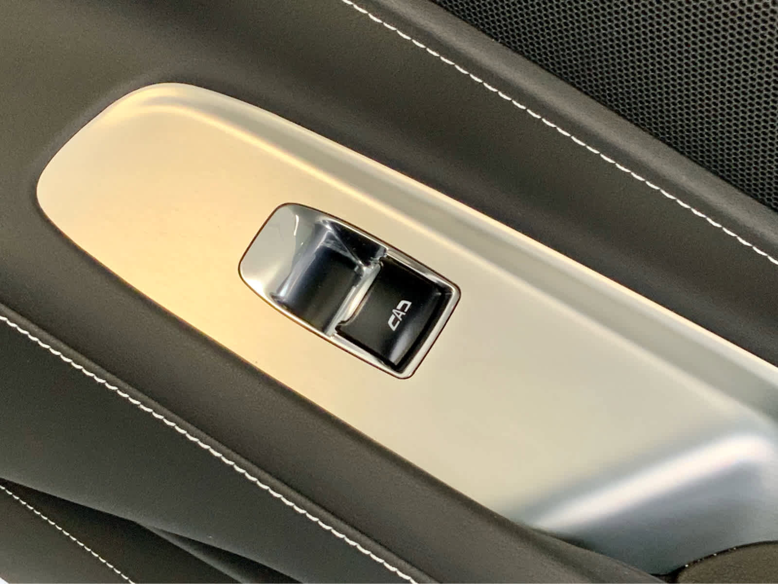 Used 2023 Chevrolet Corvette Stingray Coupe w/ Z51 Performance Package image 41