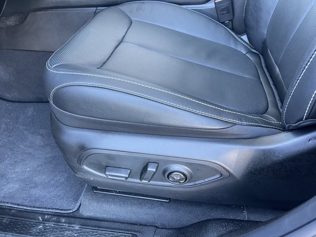 New 2026 Jeep Grand Cherokee Limited AWD/4WD image 12