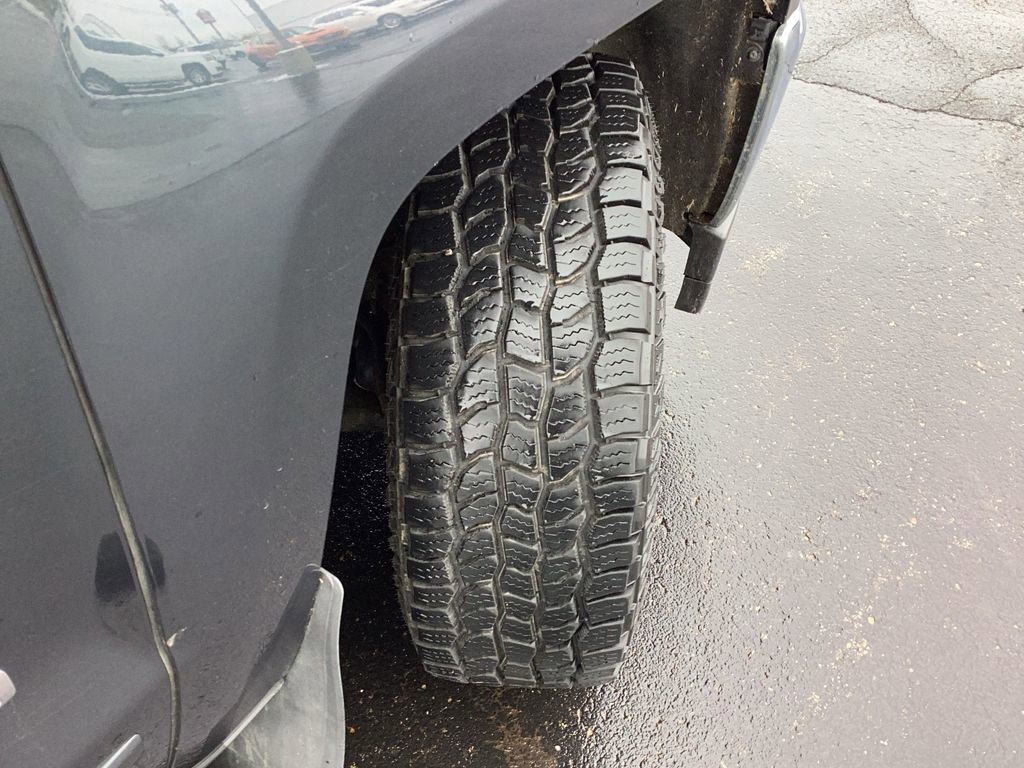 Used 2018 Chevrolet Silverado 1500 LT w/ All Star Edition image 22