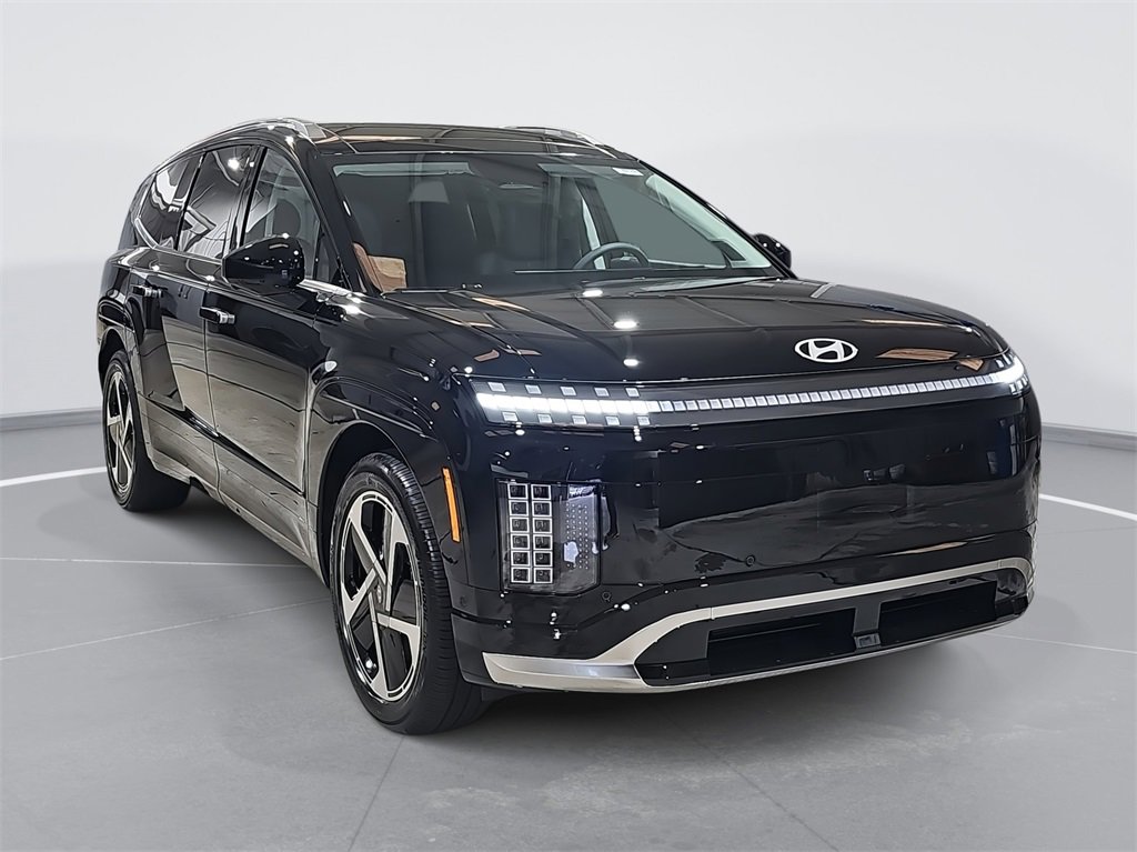 New 2026 Hyundai Ioniq 9 Calligraphy image 3