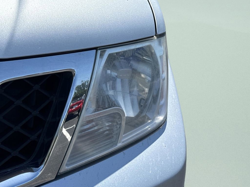 Used 2017 Nissan Frontier SV RWD image 41