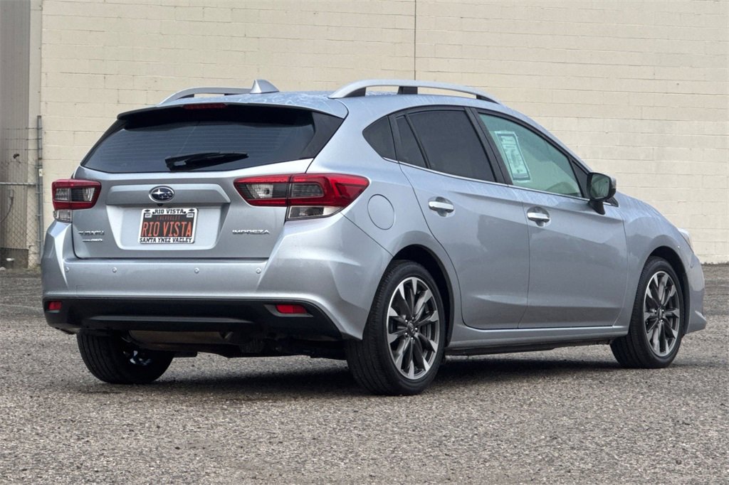 Used 2023 Subaru Impreza 2.0i Limited w/ Popular Package #3 image 4