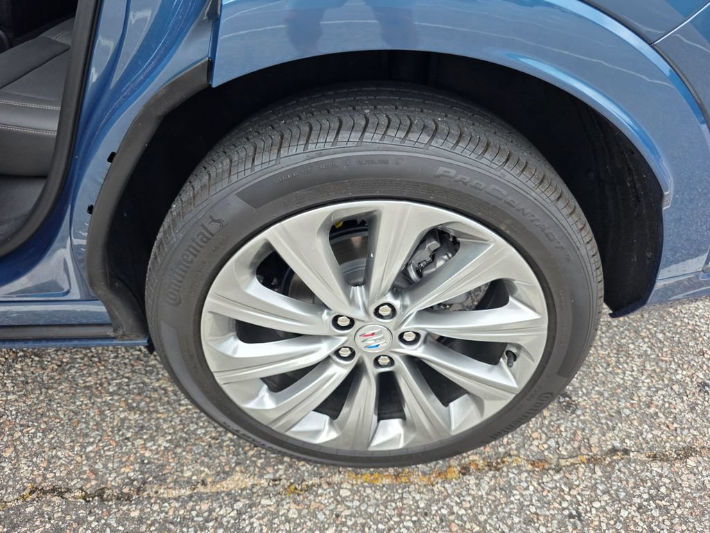 Used 2025 Buick Envista Avenir FWD image 29