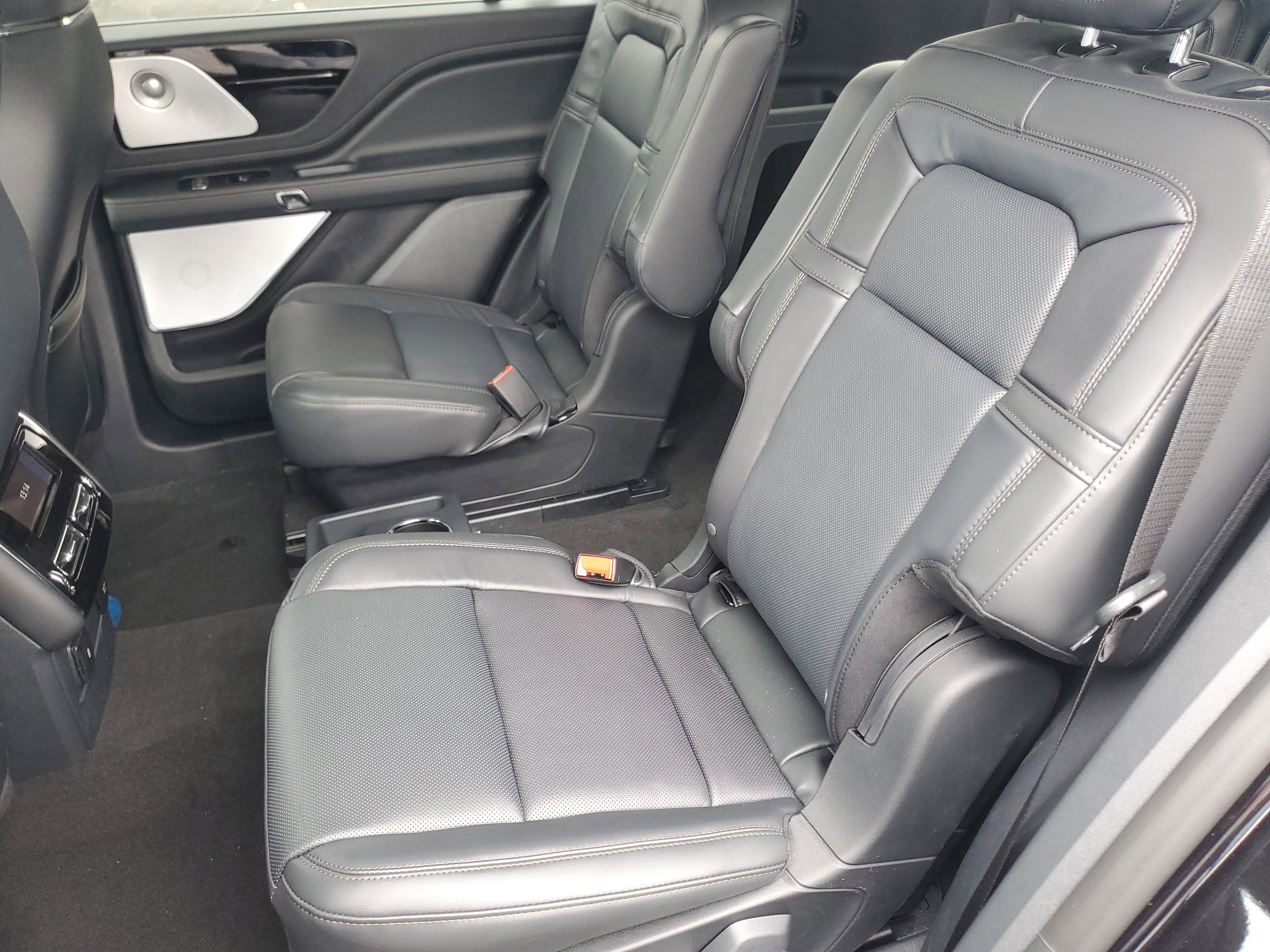 New 2026 Lincoln Aviator Reserve image 25