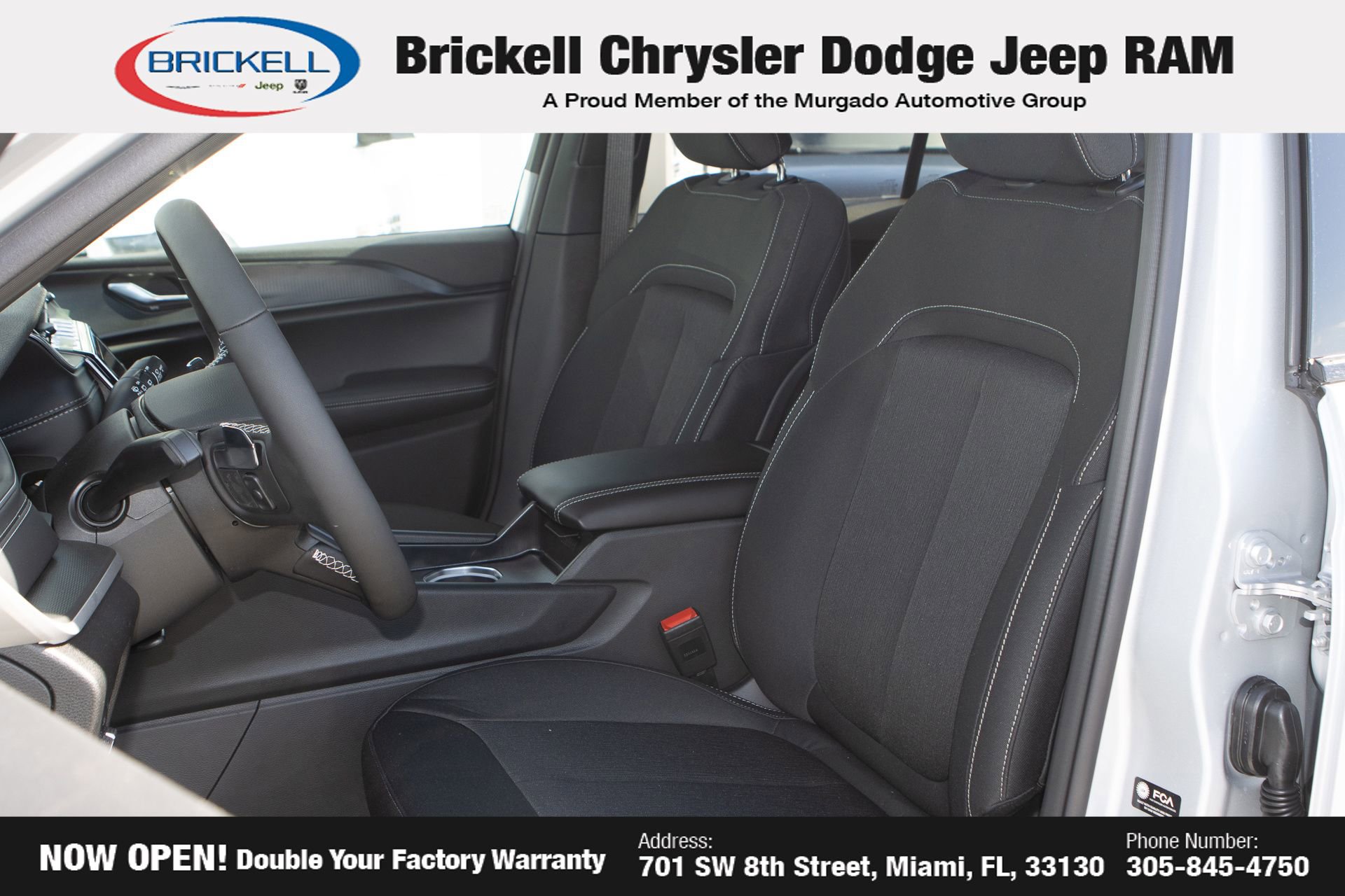 New 2025 Jeep Grand Cherokee Laredo w/ Luxury Tech Group I image 16