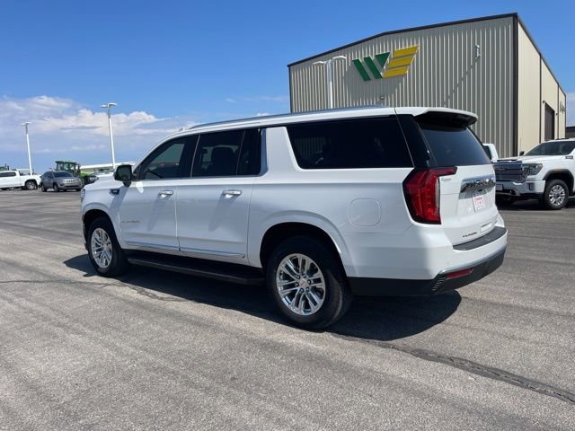 Used 2021 GMC Yukon XL SLT w/ SLT Luxury Plus Package image 7
