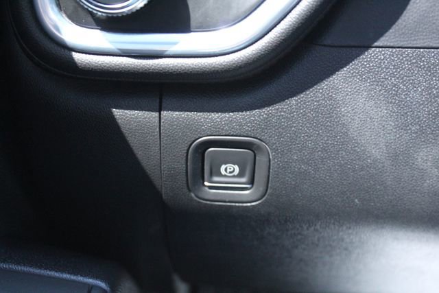 Used 2021 GMC Sierra 2500 AT4 image 26