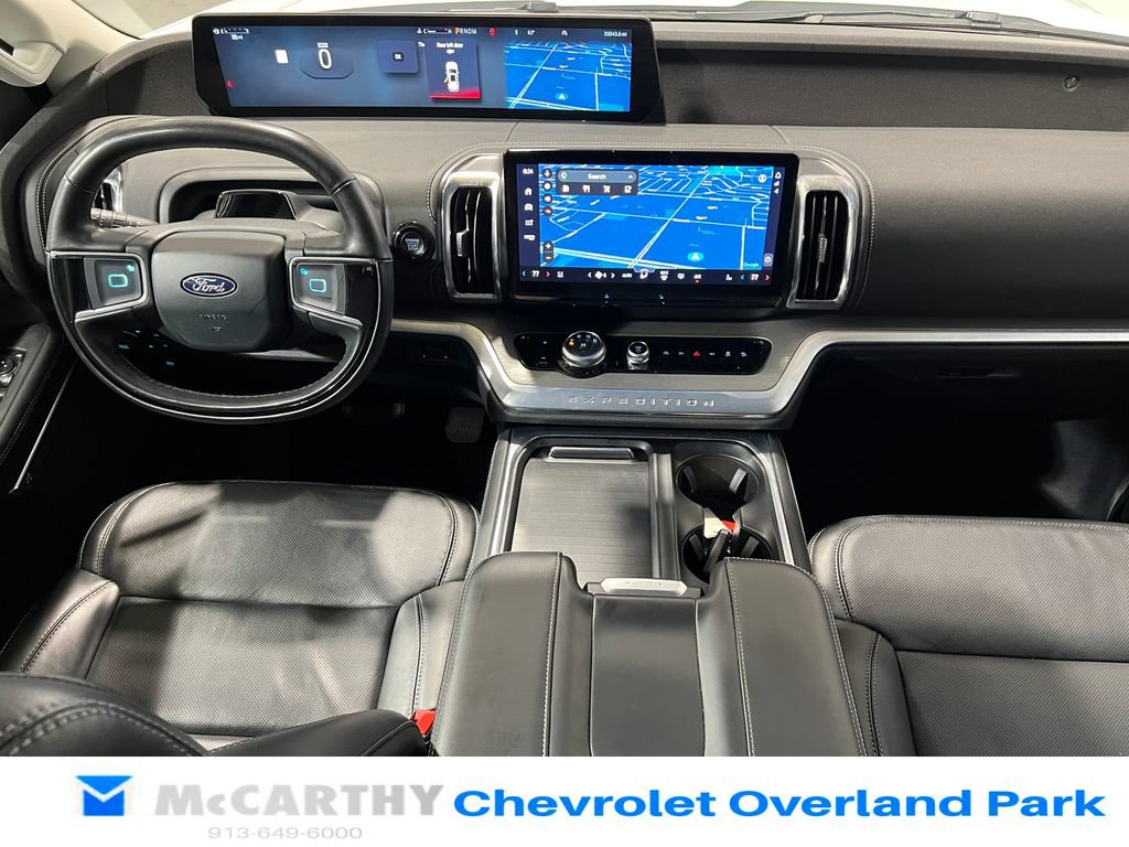 Used 2025 Ford Expedition Platinum AWD/4WD image 31