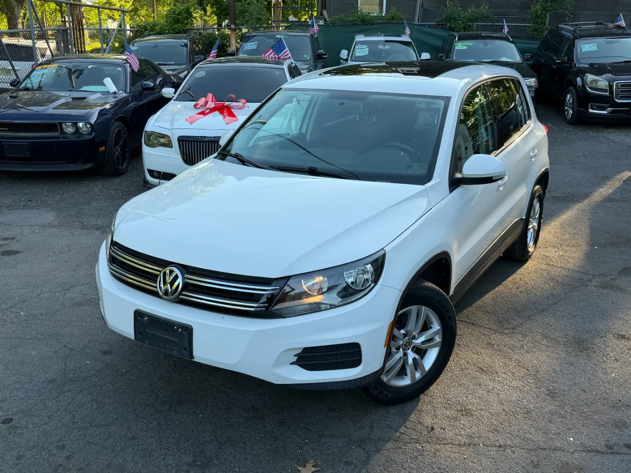 Used 2013 Volkswagen Tiguan S FWD image 5