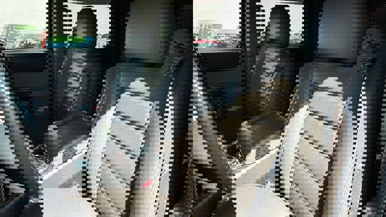 Used 2003 HUMMER H2 w/ Preferred Equipment Group image 7