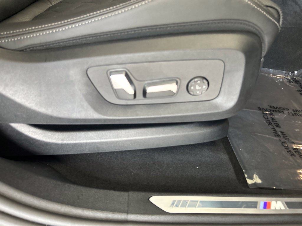 Used 2026 BMW X6 xDrive40i AWD/4WD image 27