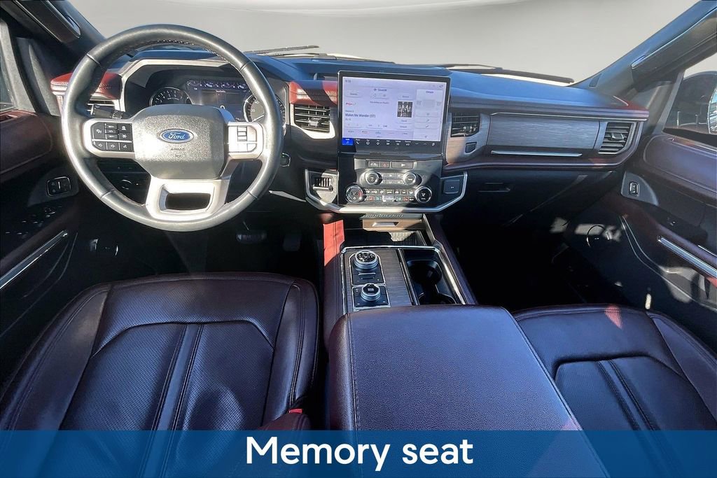 Used 2024 Ford Expedition Limited image 8