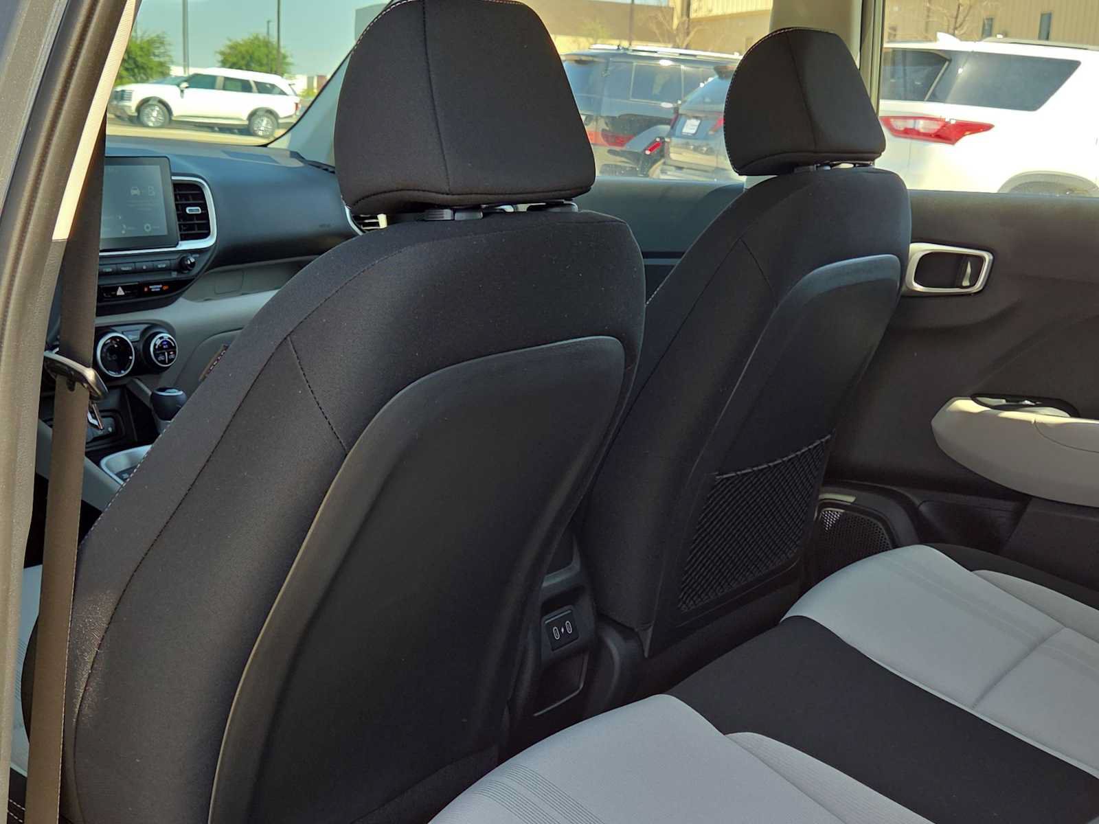 New 2026 Hyundai Venue SEL FWD image 19
