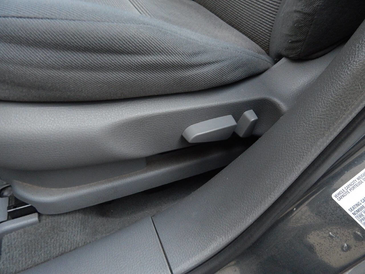 Used 2004 MAZDA MAZDA6 i image 18