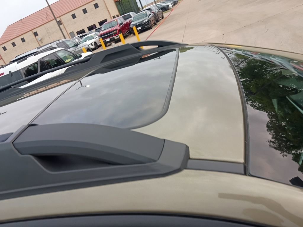 Used 2025 Subaru Outback Onyx Edition image 8