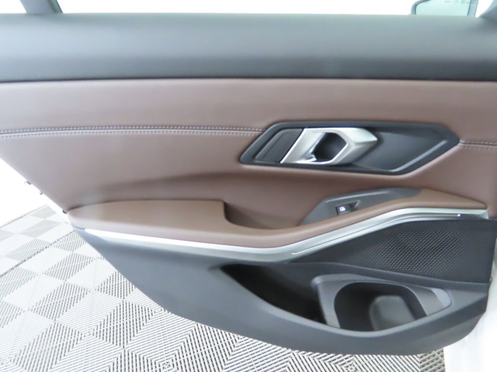 New 2026 BMW 330i Sedan w/ Premium Package image 27