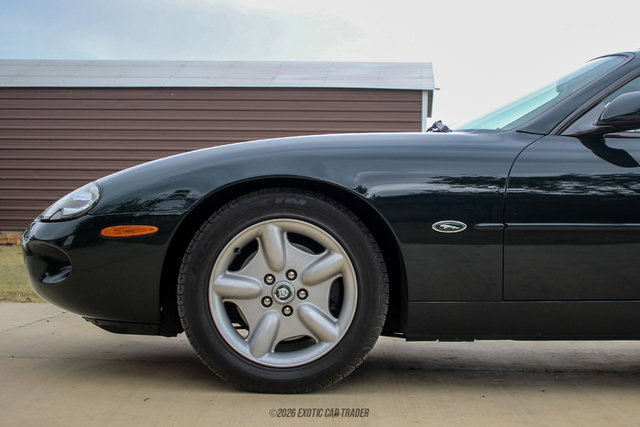 Used 1999 Jaguar XK8 Convertible RWD image 4