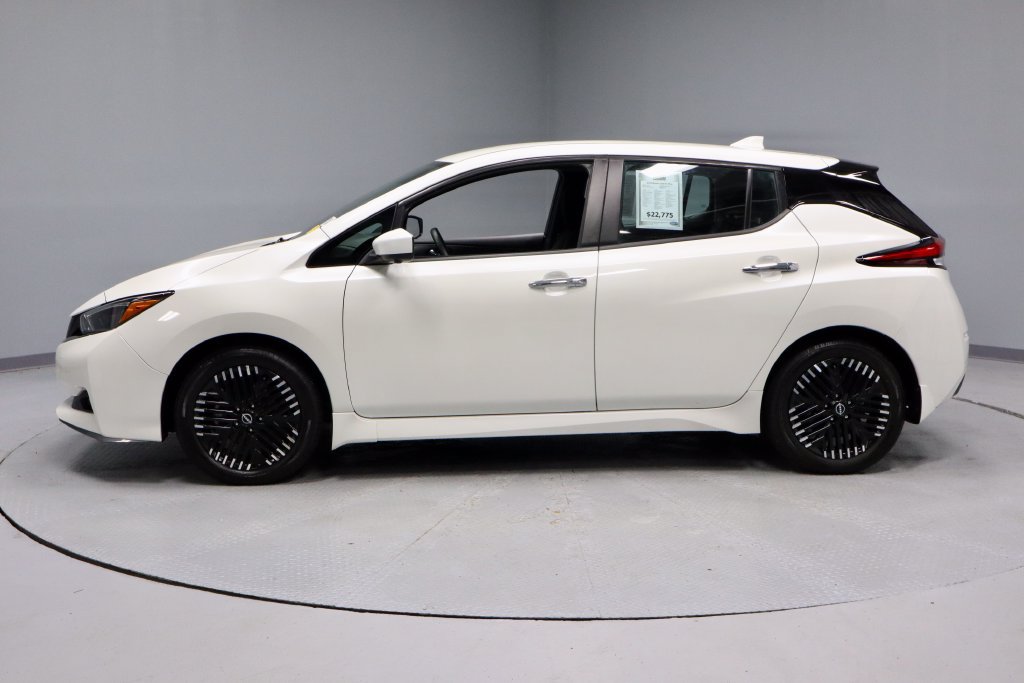Certified 2024 Nissan Leaf SV Plus FWD image 9