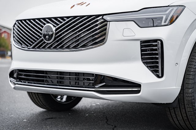 New 2026 Volvo XC90 B6 Ultra image 13