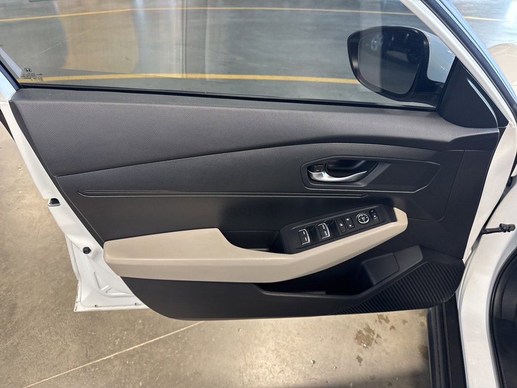 Used 2023 Honda Accord LX image 24