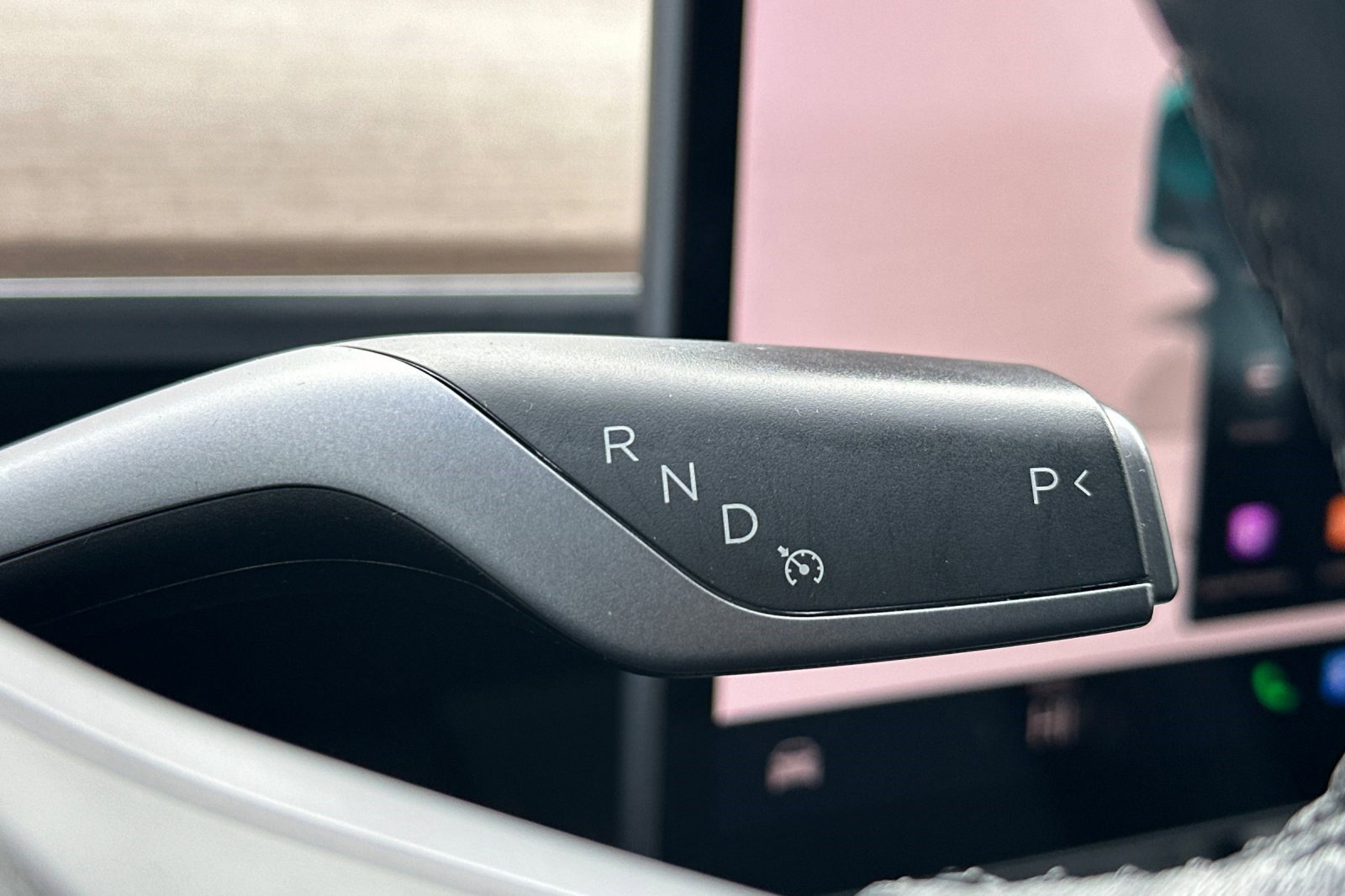 Used 2022 Tesla Model Y Long Range image 28