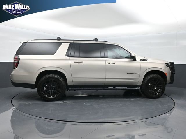 Used 2023 Chevrolet Suburban Z71 image 8