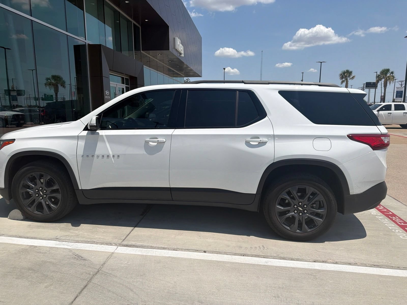 Used 2020 Chevrolet Traverse RS w/ LPO, Floor Liner Package FWD image 7