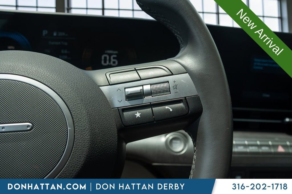 Used 2025 Hyundai Kona SEL FWD image 13