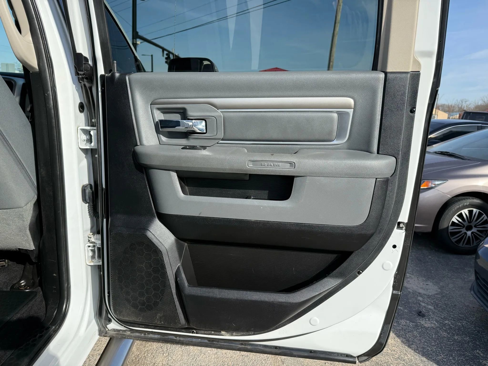 Used 2017 RAM 2500 Big Horn AWD/4WD image 19