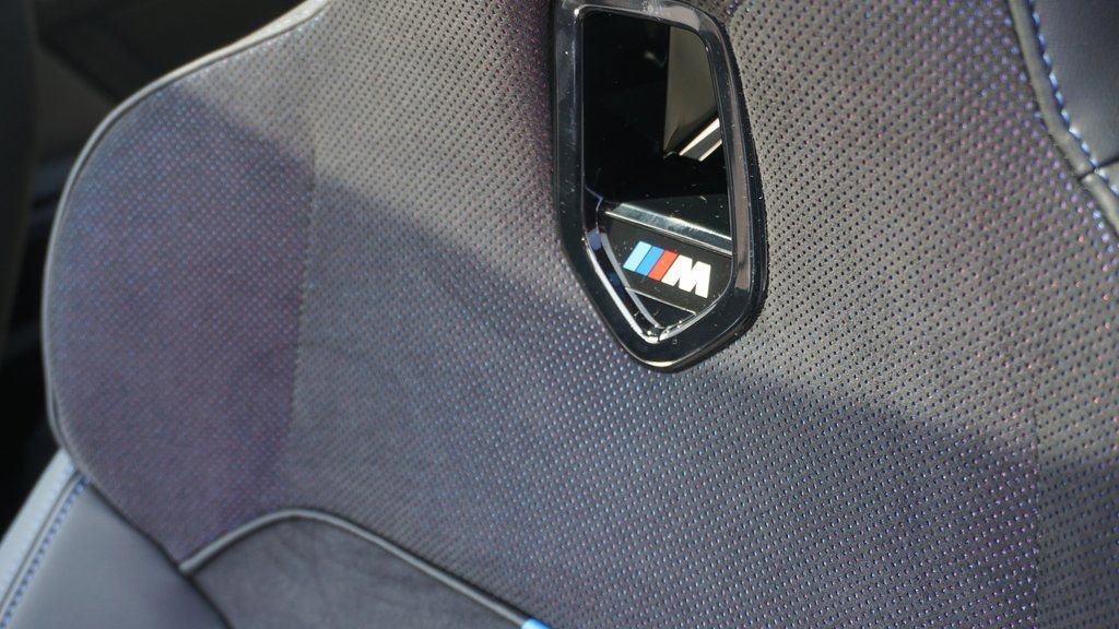 Used 2026 BMW M235i xDrive w/ Technology Package image 10